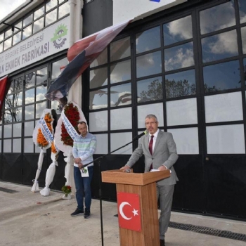 Halk Ekmek Fabrikam�z� A��yoruz..