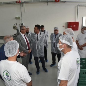 Halk Ekmek Fabrikam�z� A��yoruz..