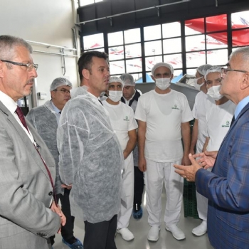 Halk Ekmek Fabrikam�z� A��yoruz..