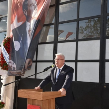 Halk Ekmek Fabrikam�z� A��yoruz..