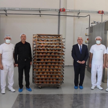 Halk Ekmek Fabrikam�z� A��yoruz..